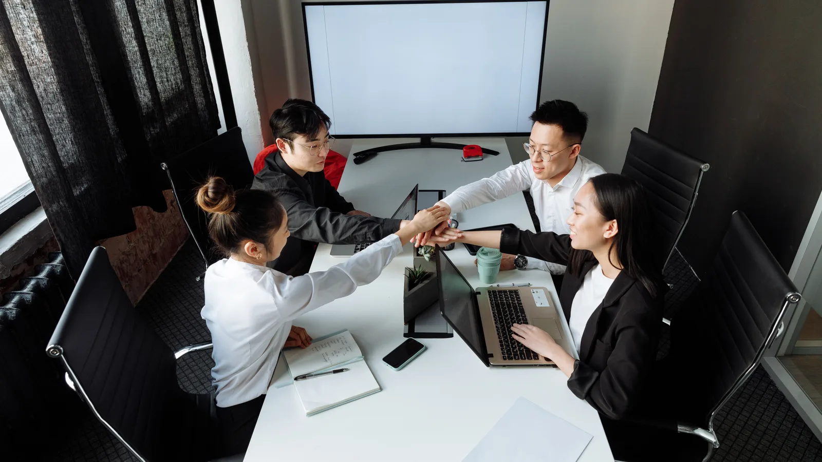 Turning Meeting Decisions Into Actions the Team Can Complete